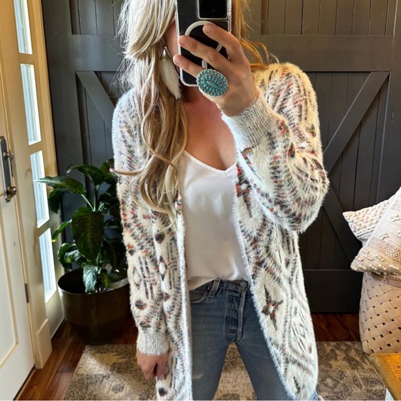 New Fair Isle Soft Cardigan Women's Sweater - Long Cozy Boho Western Style - Picture 3 of 8